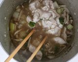 鶏ささみと きのこ セロリの コンソメスープ✩作り方6写真