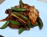 鶏肉とスナップえんどうのケチャップ炒め作り方6写真