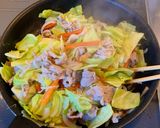 焼きうどん(お好み焼きソース味)作り方3写真