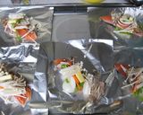 鮭(チリ産トラウト)とマイタケホイル蒸し作り方3写真