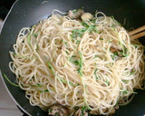 ツナと豆苗のヘルシー★ペペロンチーノ作り方5写真