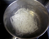 材料少なく簡単☆ツナときのこの焼うどん☆作り方1写真