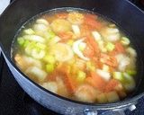 海老とトマトとセロリのスープパスタ作り方4写真