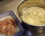 鶏肉とレンコンのエスニック風炒め。作り方1写真