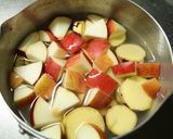 材料３つ☆簡単さつまいもとりんごの甘煮♪作り方3写真