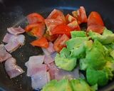 ✿アボカドとトマトとベーコンの醤油炒め✿作り方5写真