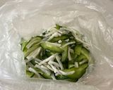 [大根の皮&きゅうり]パリパリ無限ごま塩昆布作り方3写真