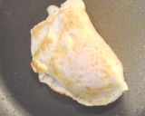お弁当に♪二つ折り目玉焼き作り方2写真