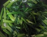 青菜炒め(茎と葉を分けて調理)作り方18写真