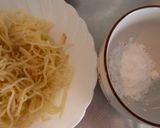 ラーメンバーガーで巻いた、岩下の新生姜♬作り方1写真