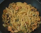 秋鮭としめじのレモンバター醤油パスタ作り方5写真