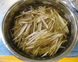 モリモリ食べたい！ごぼうサラダ作り方1写真