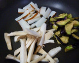 卵と蒲鉾と野菜のパスタ　トマト味噌仕立て作り方5写真