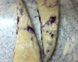紫イモのペーストで素朴なパン☆作り方13写真