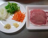 豚肉のソテー★彩り野菜ソースで★作り方1写真