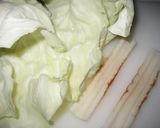 竹輪とキャベツのゴマ味噌マヨ和え作り方1写真