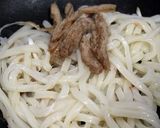 香ばしさが癖になる！焼きみそうどん。作り方5写真