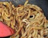 香ばしさが癖になる！焼きみそうどん。作り方6写真