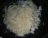 鶏ミンチとごぼうのピリ辛パスタ★作り方4写真