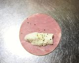 水切りヨーグルトとロースハムの春巻き作り方1写真