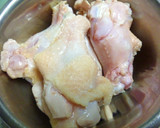 鶏手羽と野菜の煮物　黒糖使用。作り方3写真