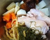 鶏手羽と野菜の煮物　黒糖使用。作り方5写真
