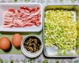 簡単ランチ!キャベツとキノコのお好み焼き作り方1写真