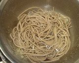 簡単！〜余ったおそばでそばサラダ〜作り方1写真