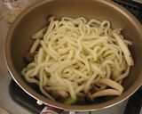 きのこが香る♪しめじの焼きうどん作り方3写真