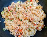 簡単昼食・夕飯！余ったかにとエビの炒飯作り方6写真