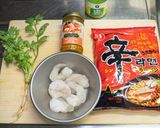 パクチー香るトムヤムクン辛ラーメン作り方1写真