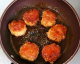 お弁当にも♪豚こまバーグのカレー照り焼き作り方6写真
