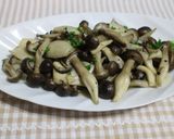 ヘルシー♪きのこのソテー ナンプラー風味作り方5写真