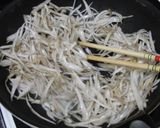 豚肉とごぼう炒め作り方2写真