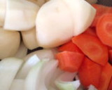 伊藤園『一日分の野菜』で肉じゃが風煮込み作り方1写真