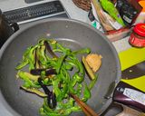 茄子とピーマンの味噌炒め作り方3写真