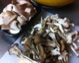 キノコばっかり濃い味炊き込みご飯作り方1写真