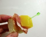 マンゴーと生ハムのトロピカル*ピンチョス作り方2写真