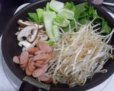 簡単☆青梗菜ともやしの中華スープ♪作り方3写真