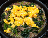 超簡単！ひき肉とほうれん草のたまご丼作り方5写真