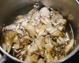 簡単！舞茸とほうれん草のお味噌汁作り方3写真