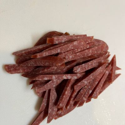 おつまみ⭐︎サラミサラダ by しらすプーさん 【クックパッド】 簡単