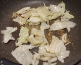 揚げ茄子ネギキャベツの塩餡掛け揚焼きそば作り方3写真