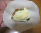 5分でサクふわ～！梅しそ納豆揚げ餃子☆作り方2写真