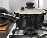 見た目もオシャレ!アボガド、和風パスタ作り方1写真