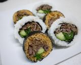 野菜ジュースで巻き寿司☆焼肉巻き作り方7写真