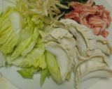 麺つゆで薄味のぎょうざ鍋！作り方2写真
