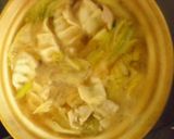 麺つゆで薄味のぎょうざ鍋！作り方4写真