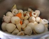 里芋と鶏団子の煮物作り方6写真