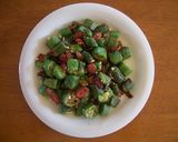 オクラとカリカリベーコンの胡椒焼き作り方4写真